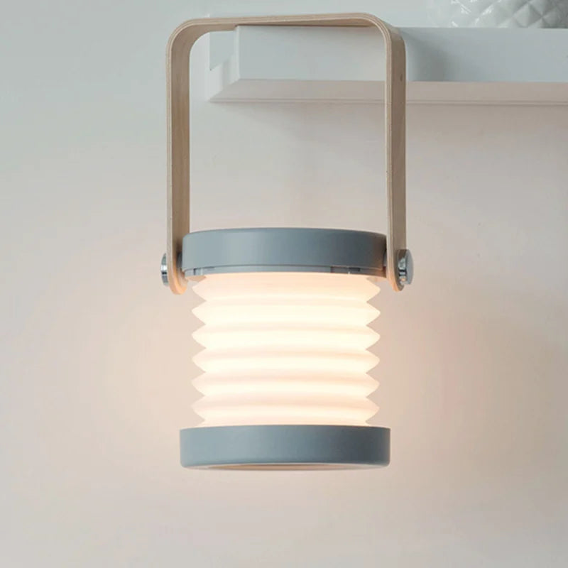 Sulankstoma LED skaitymo lempa